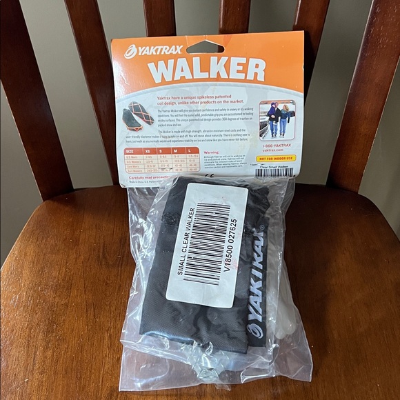 Yaktrax Walker Ice and Snow Traction Cleats with black storage bag - Picture 2 of 4